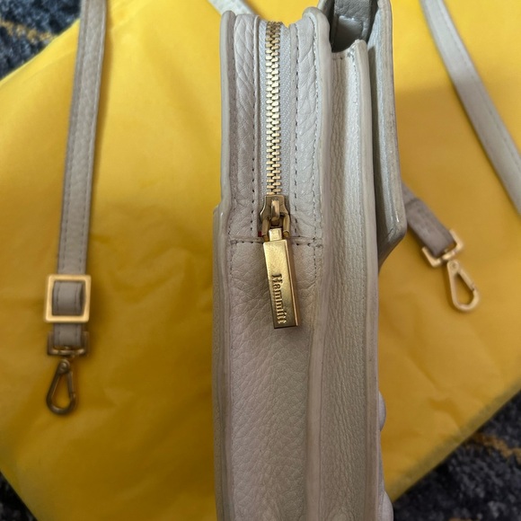 Leather Crossbody Phone Bag in white:)🦄
Hammitt leather beautiful lil bag! - Picture 3 of 9